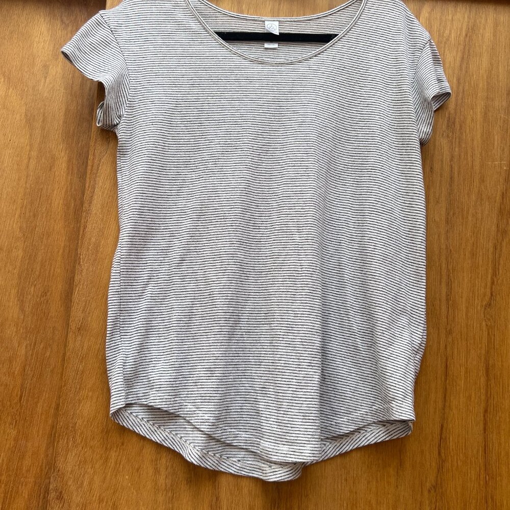 CLOSE OUT SALE Alternative Brand (made in Peru) Striped Tee - Size M
